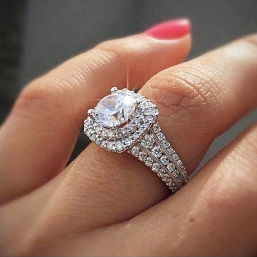 ENGAGEMENT 925 STERLING SILVER DIAMOND HALO RING - Picture 4 of 5